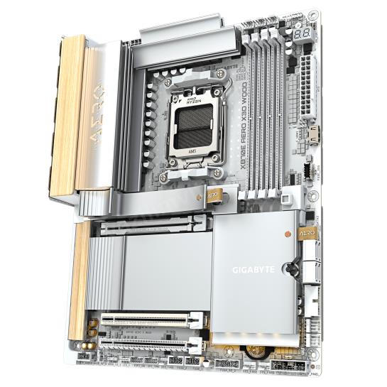 GIGABYTE X870E AERO X WOOD DDR5 M.2 HDMI DP ATX AM5 Res3