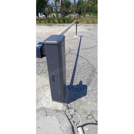 Bft Giotto BT A ULTRA 36-4MT otopark bariyeri seti; 4 metre kol, hızlı açılma-kapanma, 24V motor ve akıllı kontrol kartıyla site ve otopark girişlerinde güvenli geçiş sağlar. , BftOtoparkGirişi , GiottoBTAUltraSiteGirişi , OtoparkBariyeriKullanımAlanı , HızlıBariyerGeçişKontrol , BftBariyerKamuAlanı , BftMotorluBariyerSiteGirişi