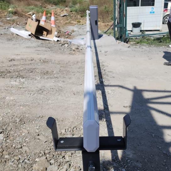 OttoPark Br24-Pro teleskopik otomatik otopark bariyeri, kamu kurumu girişi montajlı, 3-6 metre ayarlanabilir kollu güvenli geçiş çözümü. , OttoParkKamuKurumuGirişi , OtomatikOtoparkBariyeriKamuGirişi , TeleskopikKolluBariyerMontajı , OttoParkTeleskopikBariyer , KolluOtoparkBariyeriSiteGirişi , AyarlanabilirBariyerFabrikaGirişi