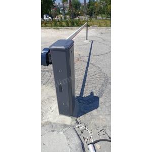 Bft Giotto BT A ULTRA 36-4MT otopark bariyeri seti; 4 metre kol, hızlı açılma-kapanma, 24V motor ve akıllı kontrol kartıyla site ve otopark girişlerinde güvenli geçiş sağlar. , BftOtoparkGirişi , GiottoBTAUltraSiteGirişi , OtoparkBariyeriKullanımAlanı , HızlıBariyerGeçişKontrol , BftBariyerKamuAlanı , BftMotorluBariyerSiteGirişi