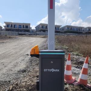 OttoPark Br24-Pro teleskopik otomatik otopark bariyeri, 3-6 metre ayarlanabilir kolu ve dayanıklı yapısıyla site ve girişlerde güvenli kullanım sunar. , OttoParkSiteGirişi , TeleskopikBariyerSiteGirişi , OtomatikOtoparkBariyeriVilla , OttoParkVillaGirişi , Br24ProSiteGirişi , AyarlanabilirKolluBariyerSite , OtoparkGüvenlikSistemiSiteGirişi