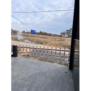 4,5 metrelik çitli kol yapısıyla araç ve yaya geçişini kontrol altına alan OttoPark Br24-Pro otomatik otopark bariyeri, güvenliği artırır. , OttoParkSiteGirişi , Br24ProÇitliOtoparkGirişi , OtomatikBariyerSiteGirişi , ÇitliBariyerOtoparkGirişi , OttoParkKolluBariyer , OtoparkGüvenlikSistemleriSiteGirişi